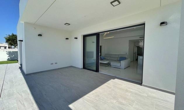 Nueva construcción  - Villa - Rafal - polideportivo
