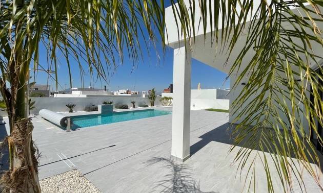 Nueva construcción  - Villa - Rafal - polideportivo