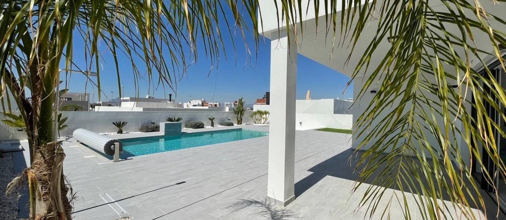 Nueva construcción  - Villa - Rafal - polideportivo