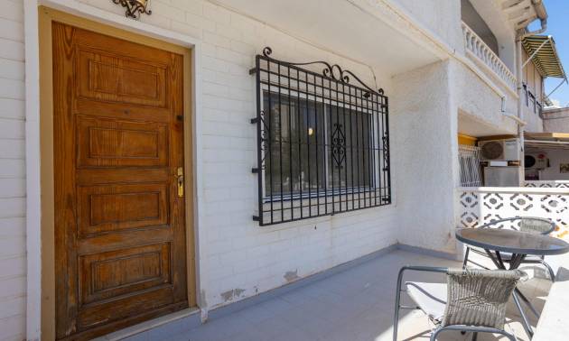Sale - Bungalow - Torrevieja - Torre del moro
