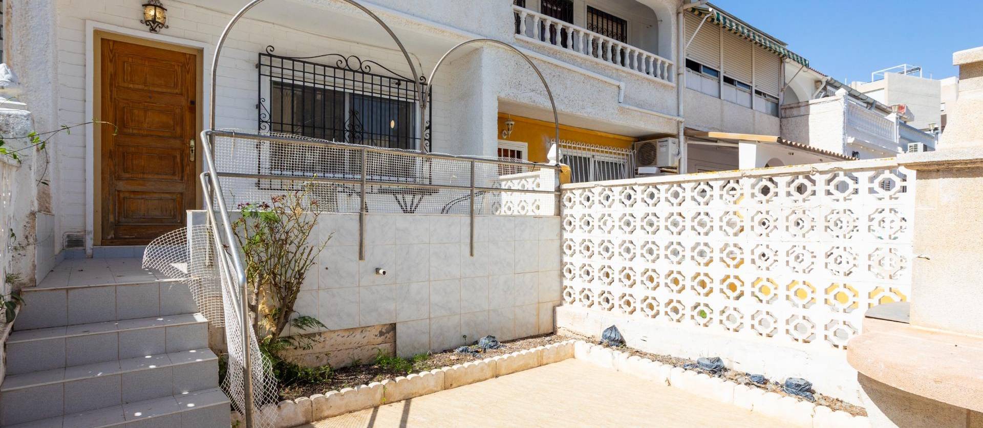 Sale - Bungalow - Torrevieja - Torre del moro