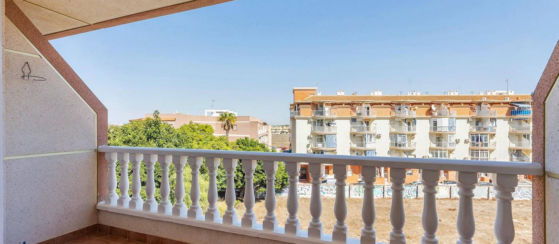 Venta - Apartment - Torrevieja - La Mata pueblo