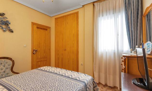 Venta - Apartment - Torrevieja - La Mata pueblo
