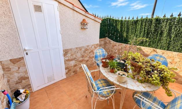 Sale - Bungalow - Guardamar del Segura - El moncayo