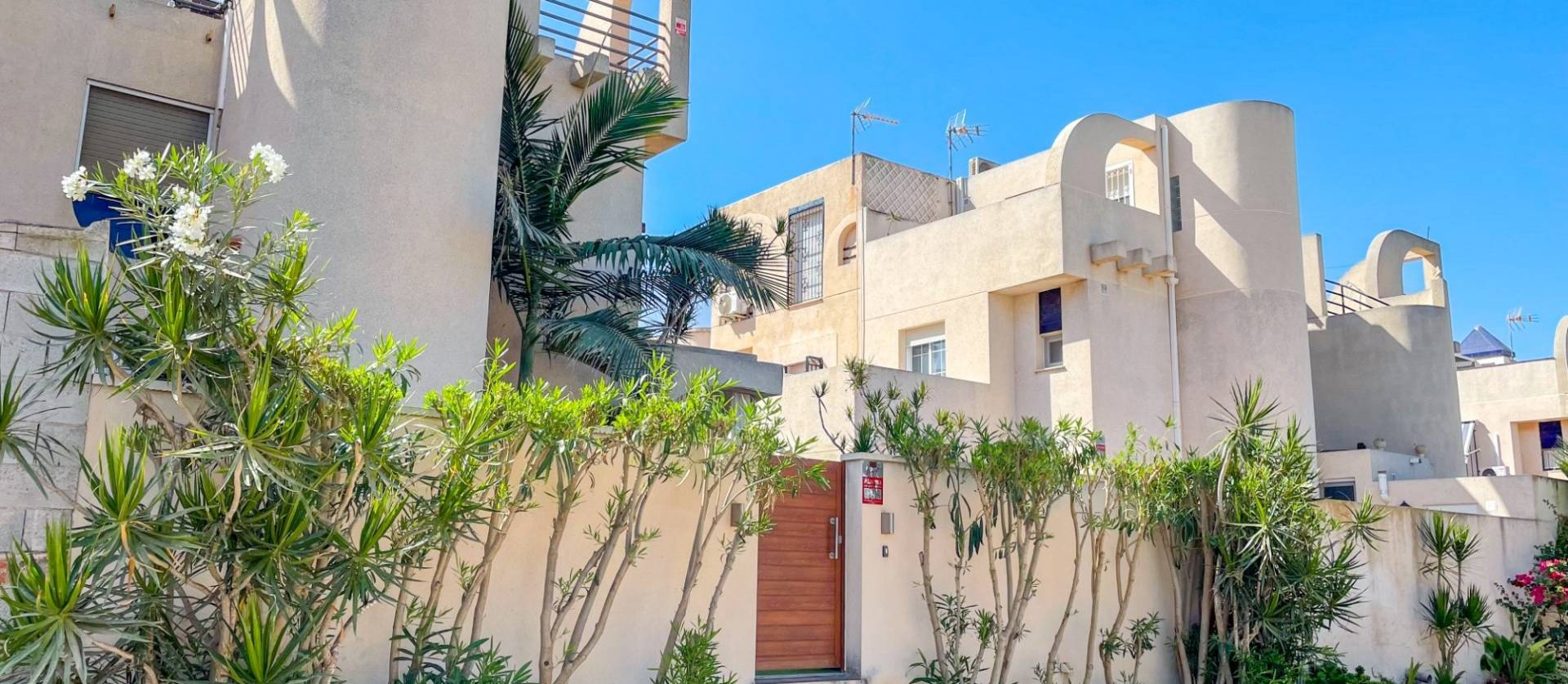 Revente - Maison de ville - Torrevieja - La Siesta - El Salado -  Torreta