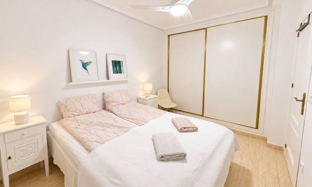 Revente - Apartment - Orihuela Costa - Punta Prima