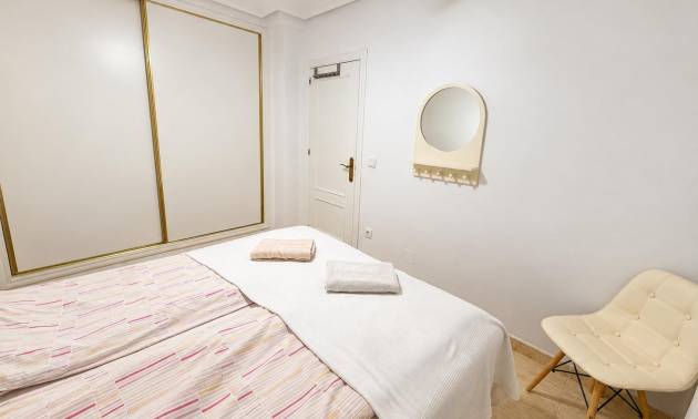 Revente - Apartment - Orihuela Costa - Punta Prima