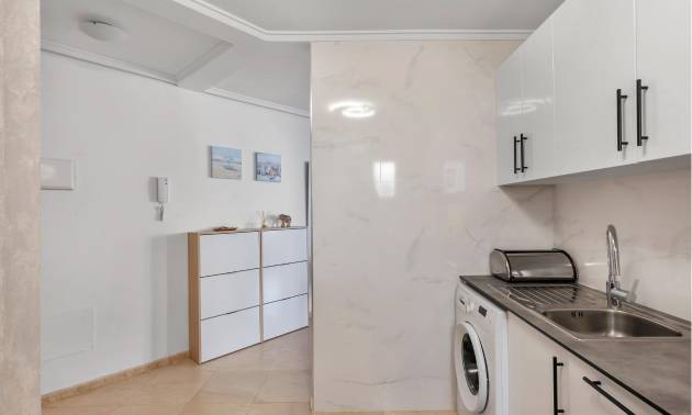 Revente - Apartment - Torrevieja - Estacion de autobuses