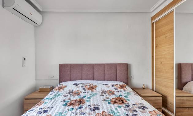 Revente - Apartment - Torrevieja - Estacion de autobuses