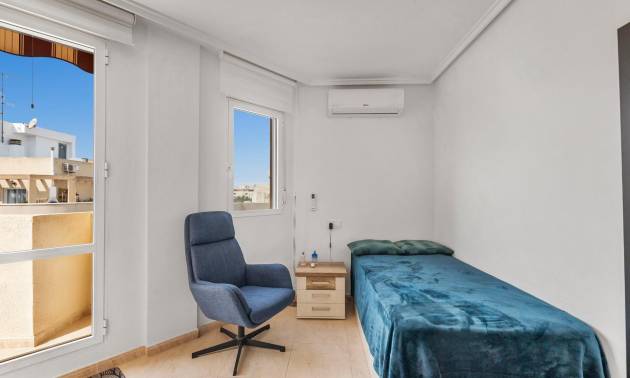 Revente - Apartment - Torrevieja - Estacion de autobuses