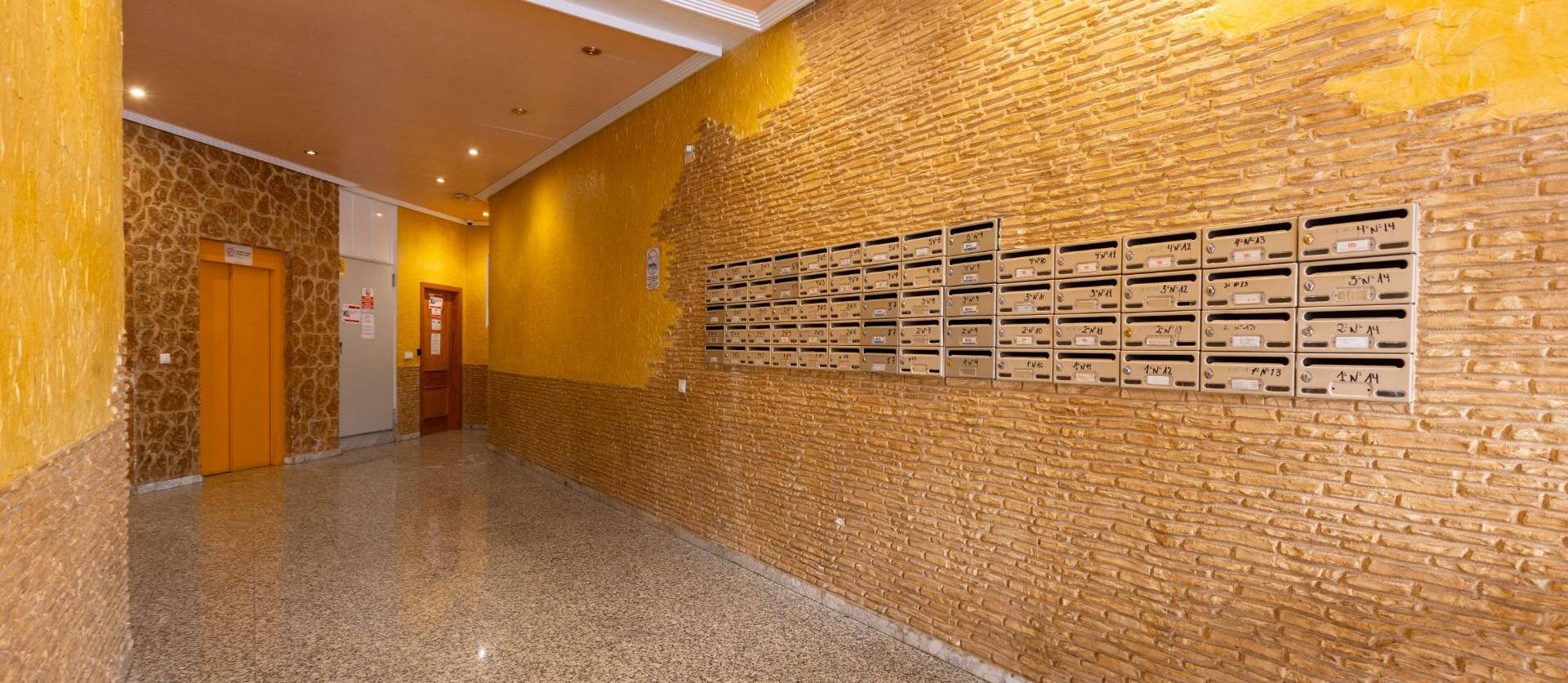 Revente - Apartment - Torrevieja - Estacion de autobuses